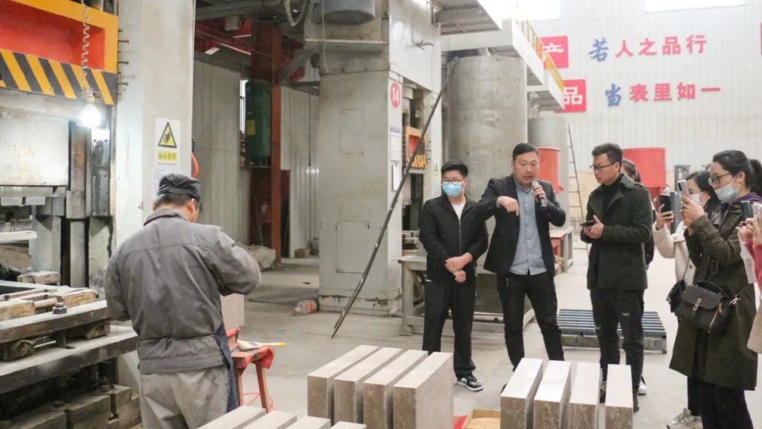 榮盛科技集團2022年榮盛耐材季度新員工生產(chǎn)基地參觀學習圓滿結束